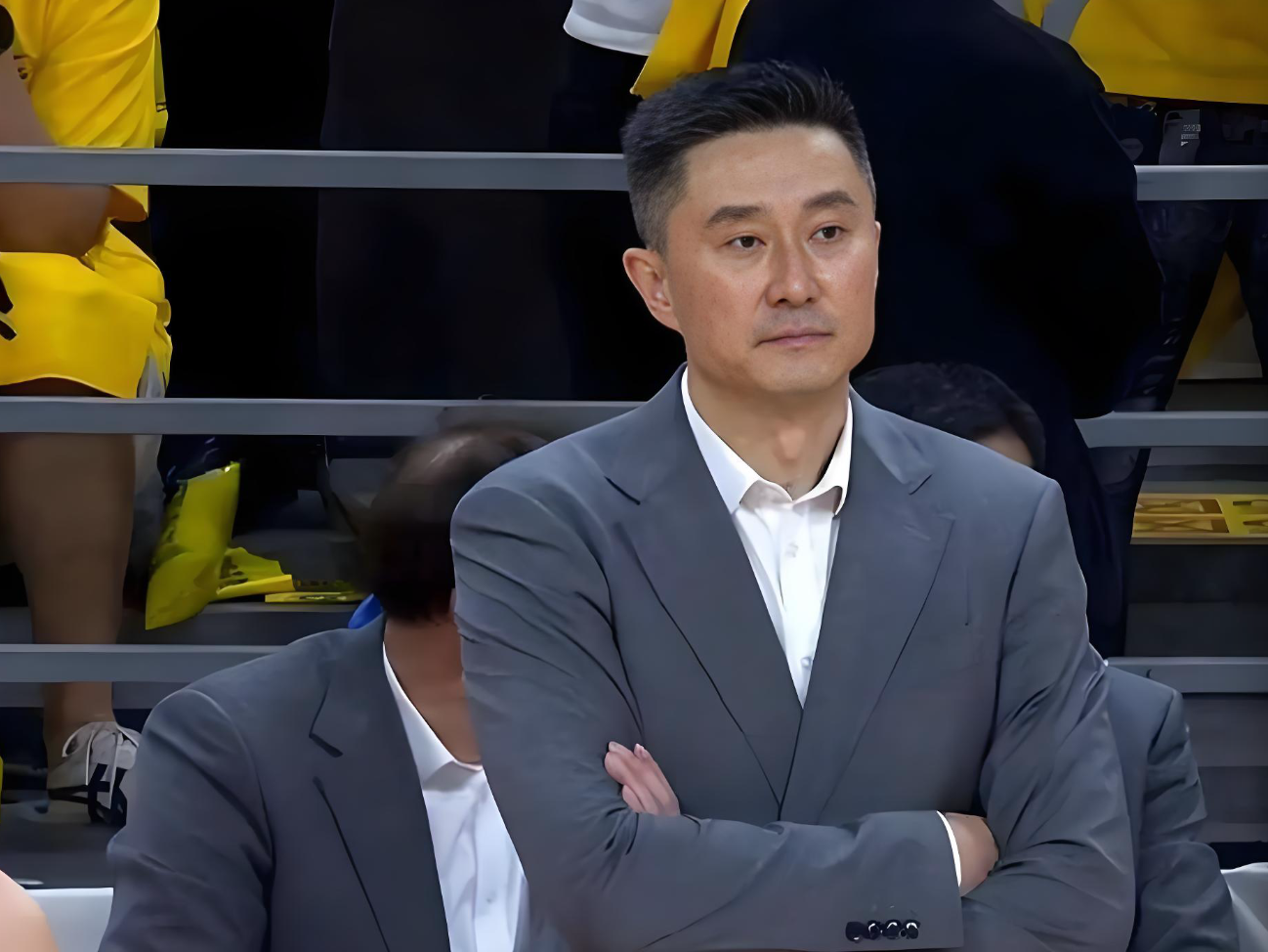 名记：广东队阵容发生大变化，杜锋弃用2人，重用2人